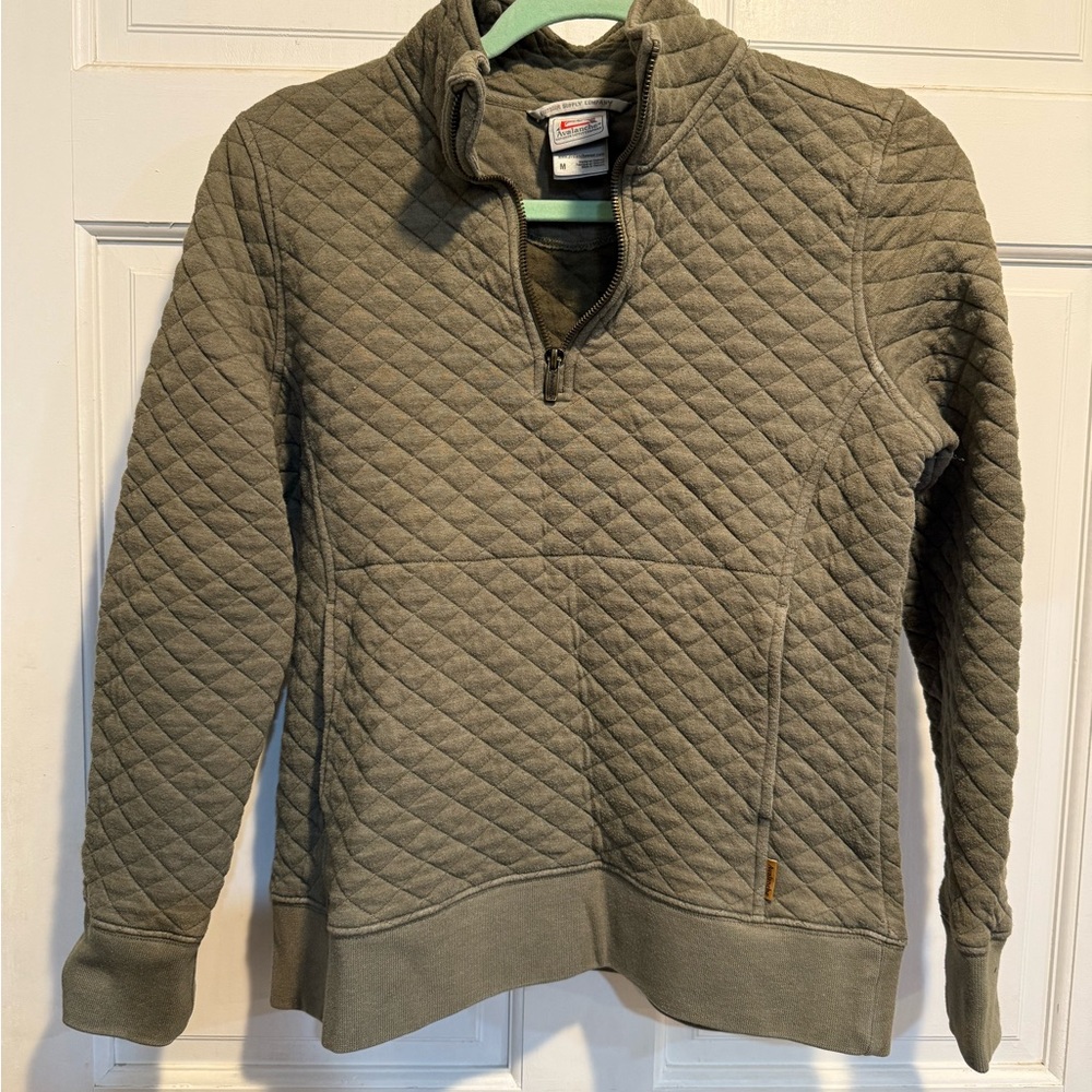 Avalanche Olive Quilted Sweatshirt